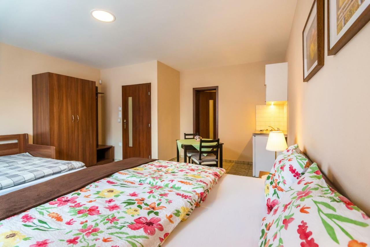 Villa Ephélia Dunajská Streda Esterno foto